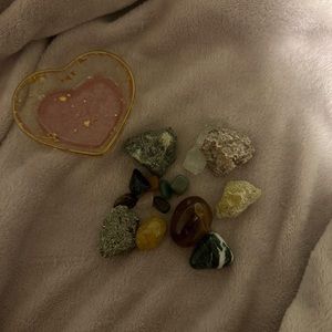 crystal bundle with heart dish